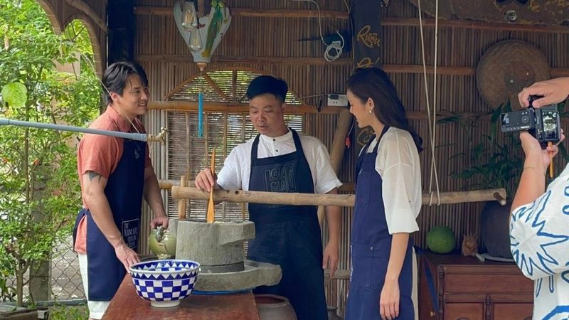 Trải nghiệm làm đậu phụ và phô mai thuần chay (1)
